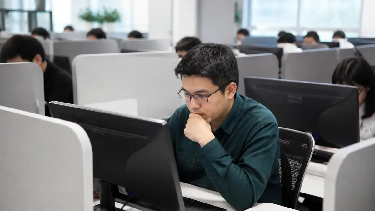 Duración y Logística del Examen TOEFL iBT: Todo lo que Necesitas Saber