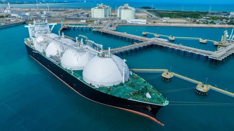Essential Guide to Tanker Familiarization Training - Tanker Familiarization exam preparation
