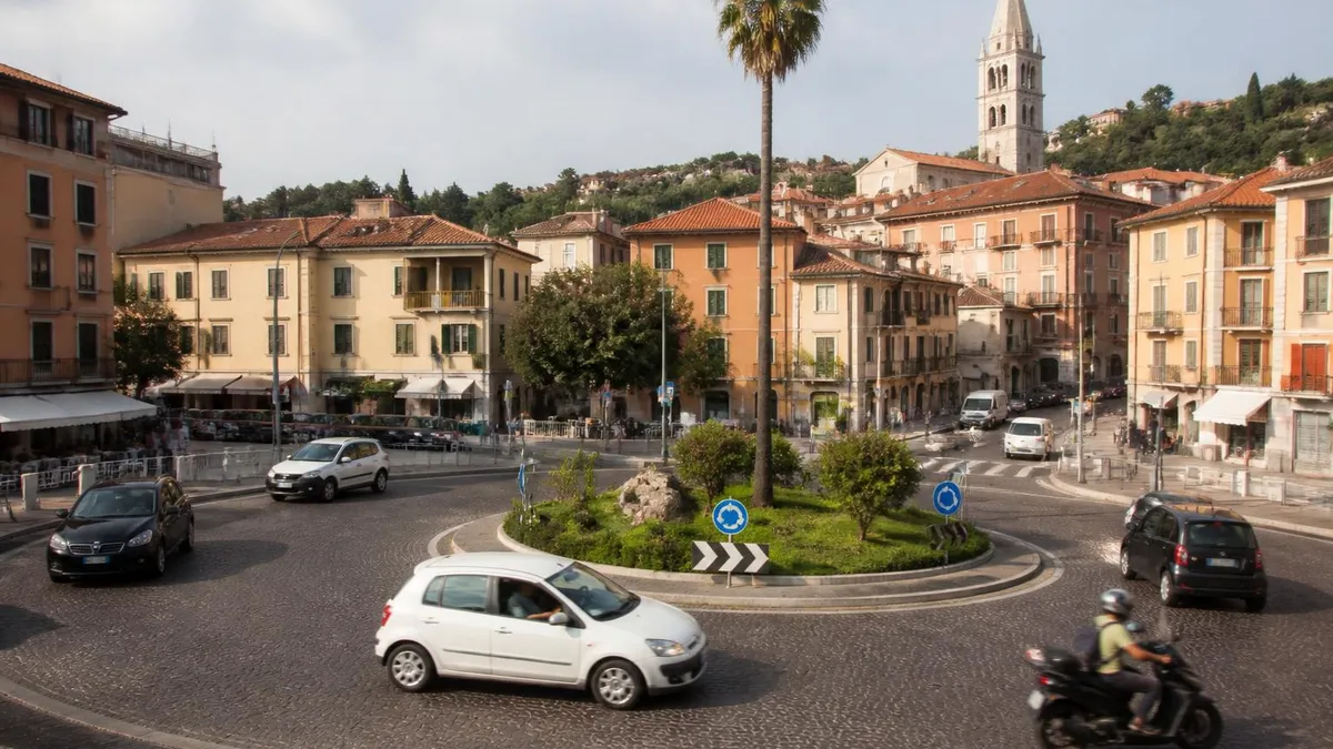 Quiz Ministeriali Patente AM: Guida Completa ai Quiz Ufficiali e all'Esame Teorico 2026